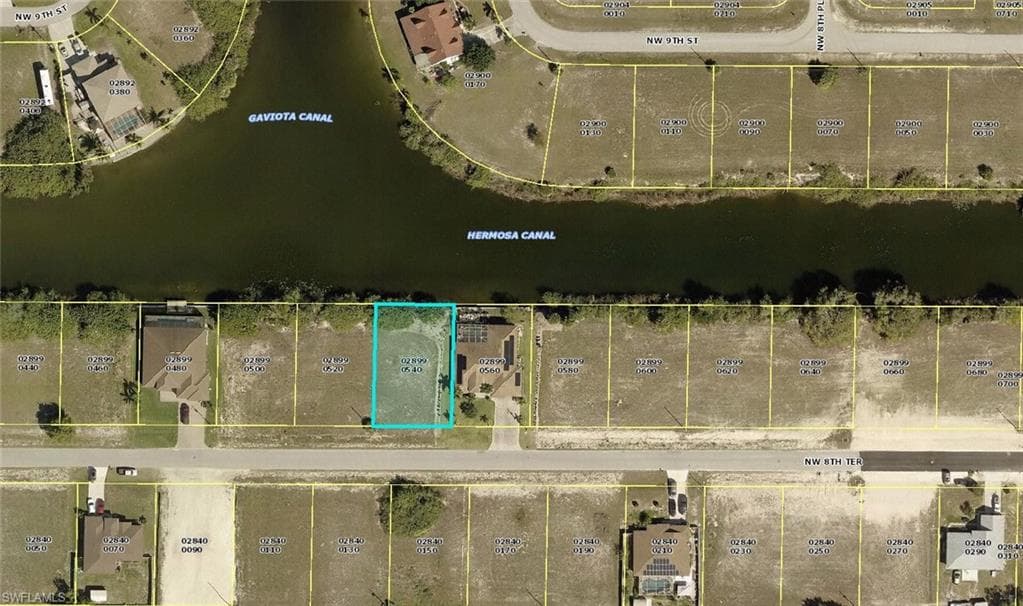 905 NW 8th TER CAPE CORAL, FL 33993