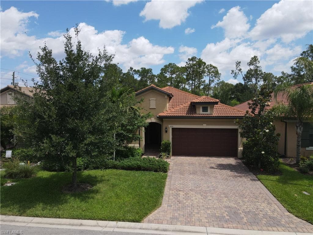 6604 Ensor CT FORT MYERS, FL 33966