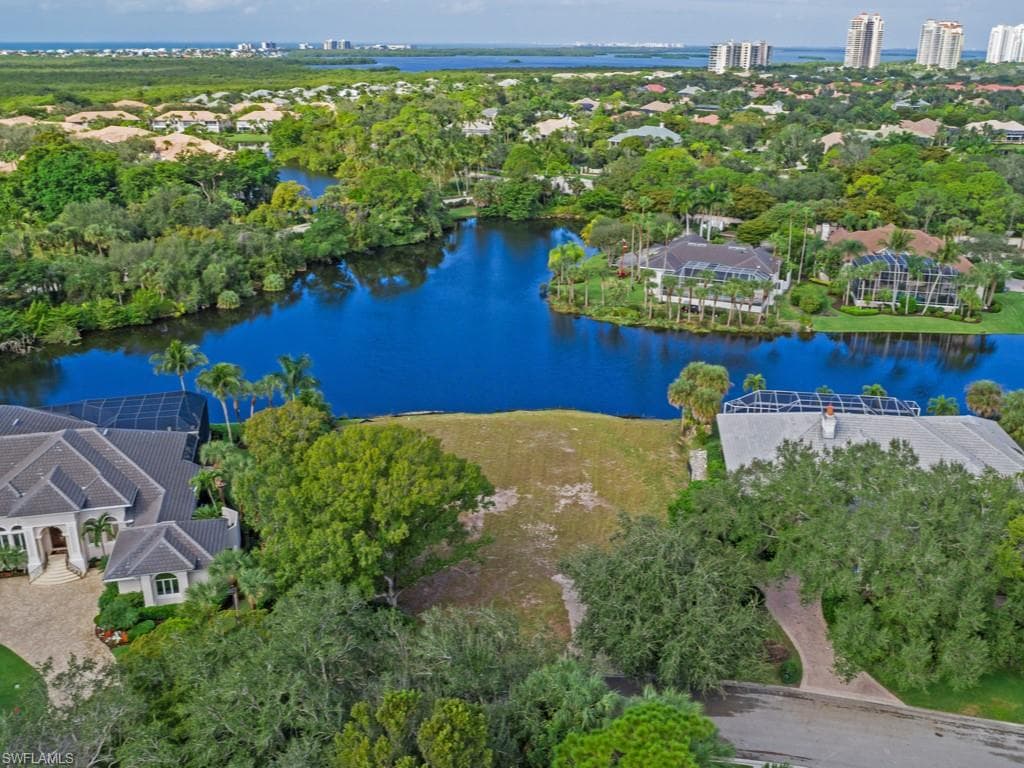 27350 Oak Knoll DR BONITA SPRINGS, FL 34134