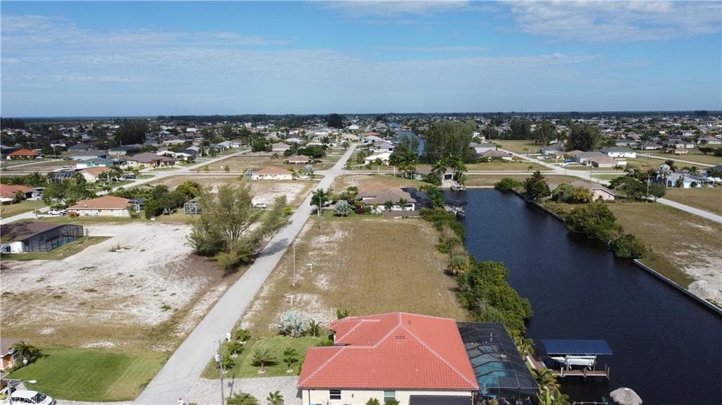 707 NW 38th AVE CAPE CORAL, FL 33993