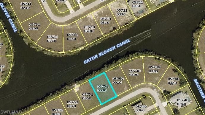 1405 NE 39th ST CAPE CORAL, FL 33909