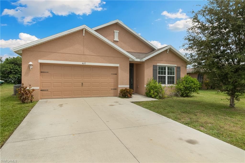 427 Mohawk PKY CAPE CORAL, FL 33914