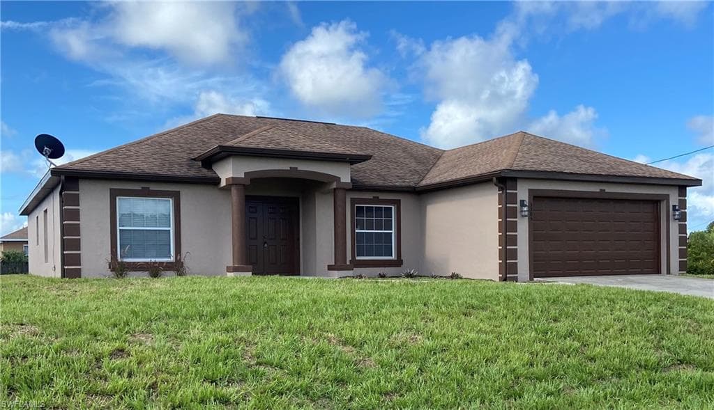 3305 11th ST SW LEHIGH ACRES, FL 33976