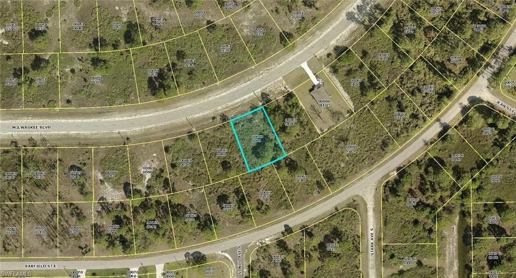 1120 Milwaukee BLVD LEHIGH ACRES, FL 33974