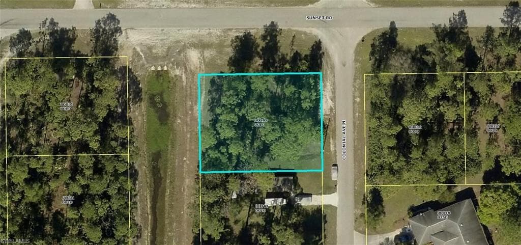 1805 Colonial AVE N LEHIGH ACRES, FL 33971
