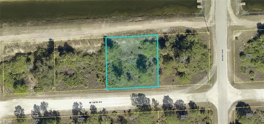 1702 W 18th ST LEHIGH ACRES, FL 33972