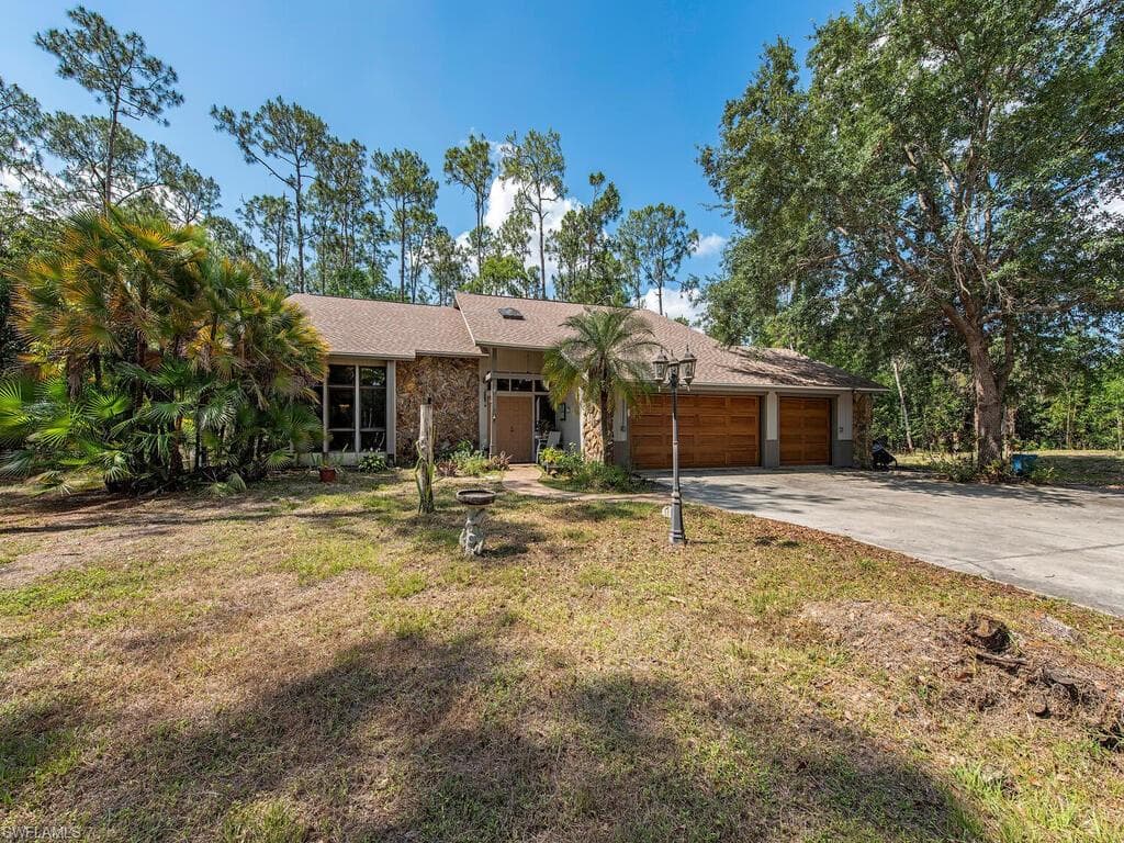 5560 Tamarind Ridge DR NAPLES, FL 34119