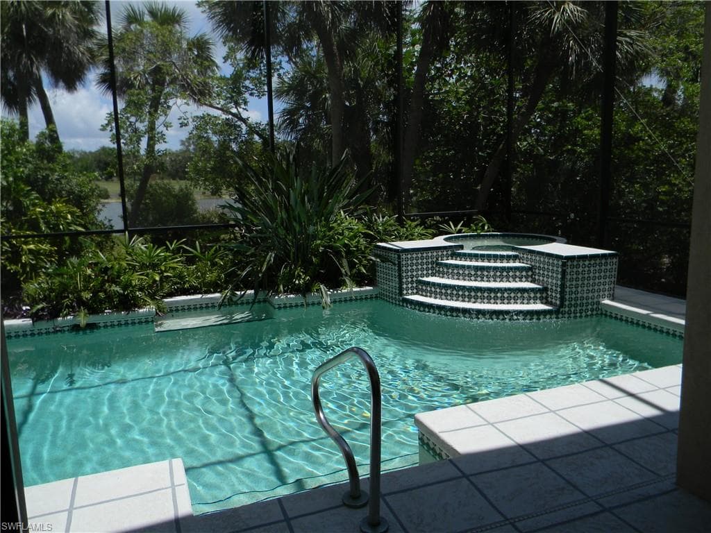 2548 Wulfert RD SANIBEL, FL 33957