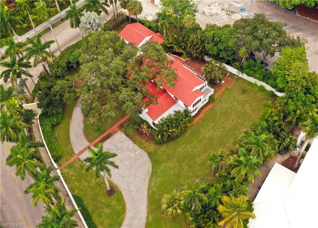 1601 Llewellyn DR FORT MYERS, FL 33901
