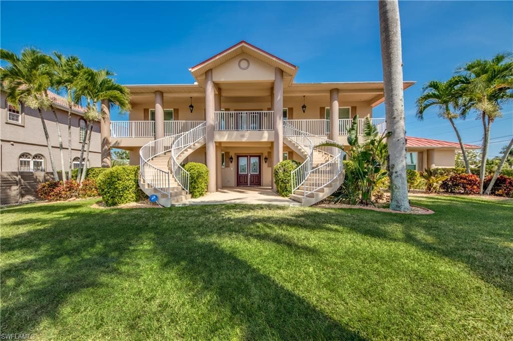 14360 Mcgregor BLVD FORT MYERS, FL 33919