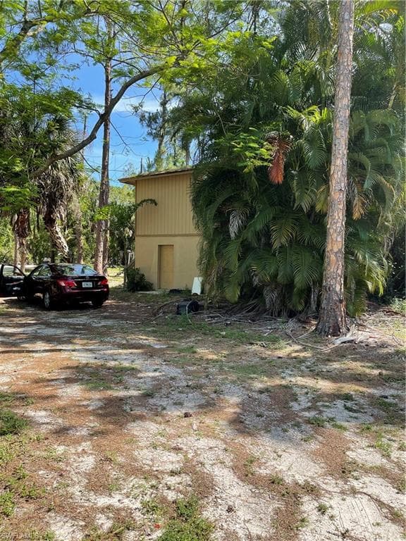 4960 Coral Wood DR NAPLES, FL 34119