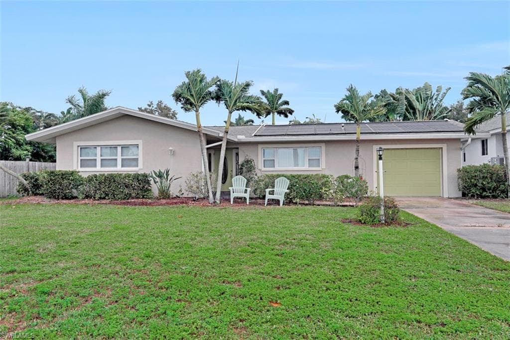 245 Bayshore DR CAPE CORAL, FL 33904