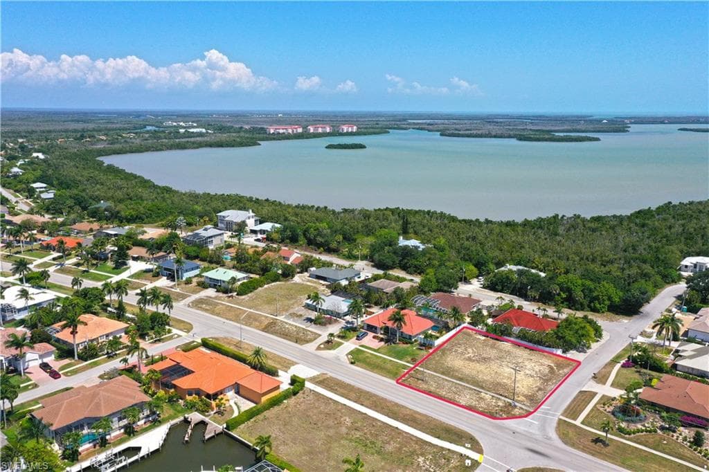1931 San Marco RD MARCO ISLAND, FL 34145