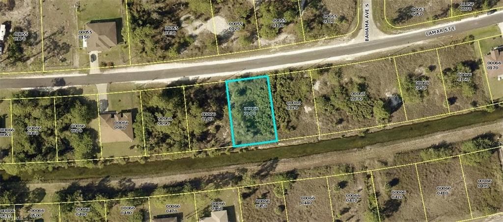 726 Lamar ST E LEHIGH ACRES, FL 33974