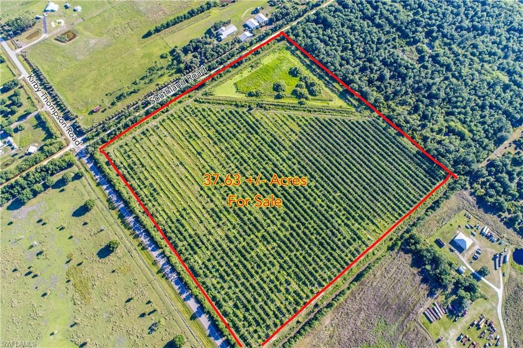1120 Southland RD LABELLE, FL 33935