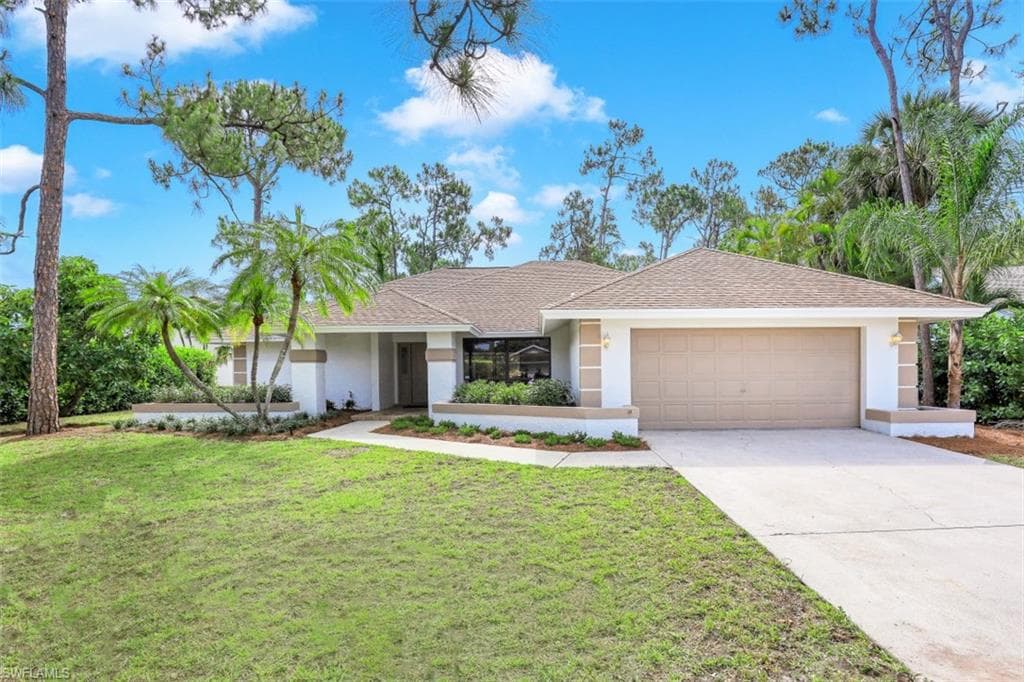 2225 Royal LN NAPLES, FL 34112