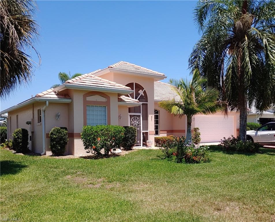 17530 Coconut Palm CT NORTH FORT MYERS, FL 33917