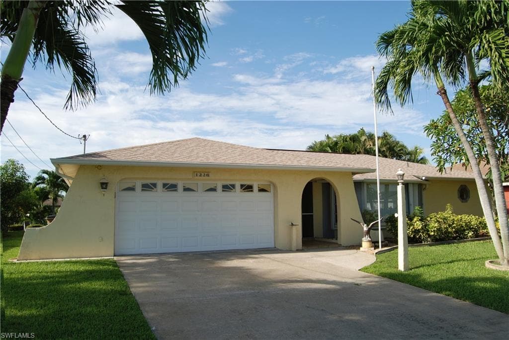 1226 SE 12th TER CAPE CORAL, FL 33990