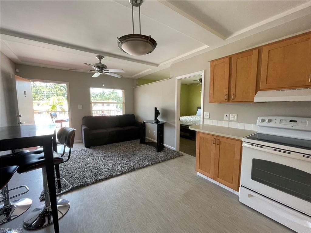 2590 1st ST 214 FORT MYERS, FL 33901