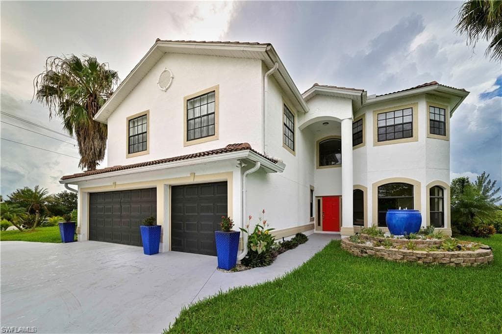 3914 Kismet PKY W CAPE CORAL, FL 33993