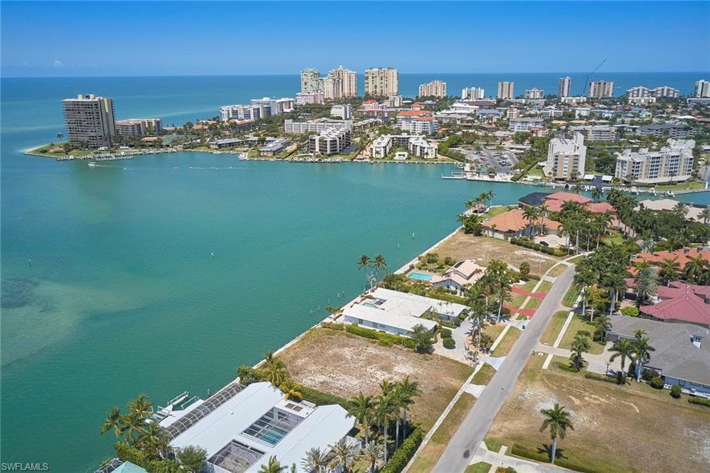 1381 Caxambas CT MARCO ISLAND, FL 34145
