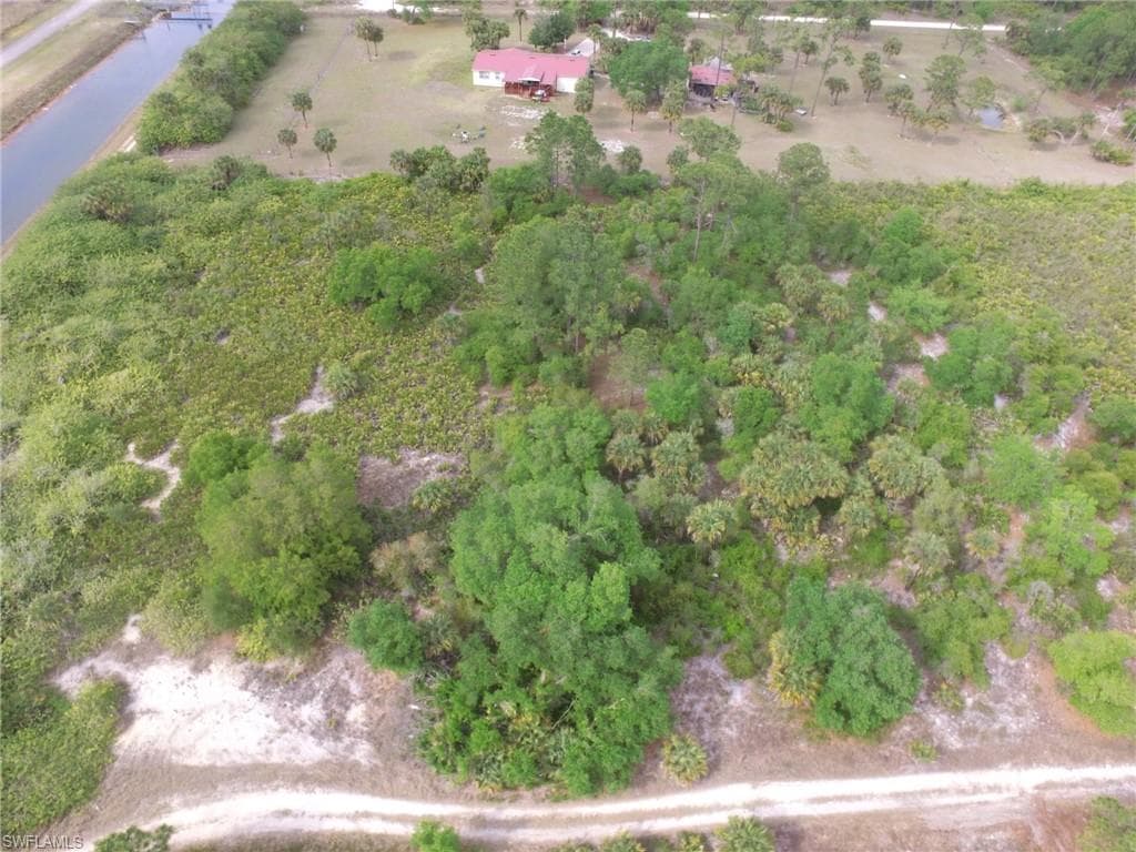 7942 23rd PL LABELLE, FL 33935