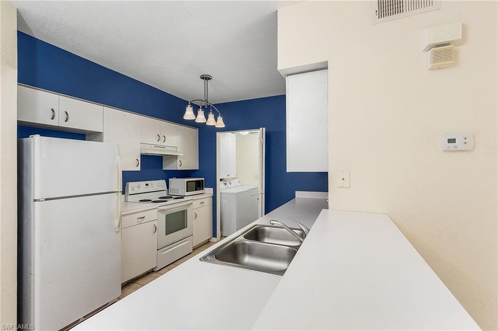 27099 Matheson AVE 101 BONITA SPRINGS, FL 34135