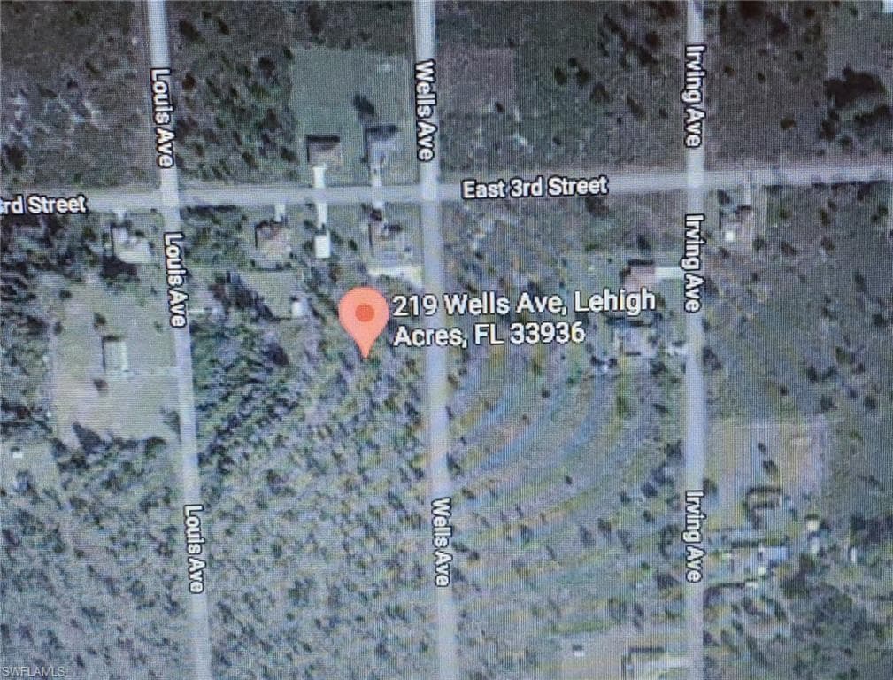 219 Wells AVE LEHIGH ACRES, FL 33936