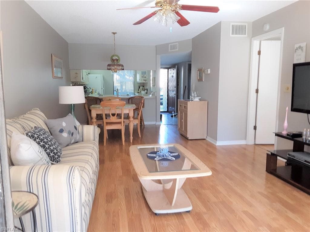 9275 Lake Park DR 103 FORT MYERS, FL 33919