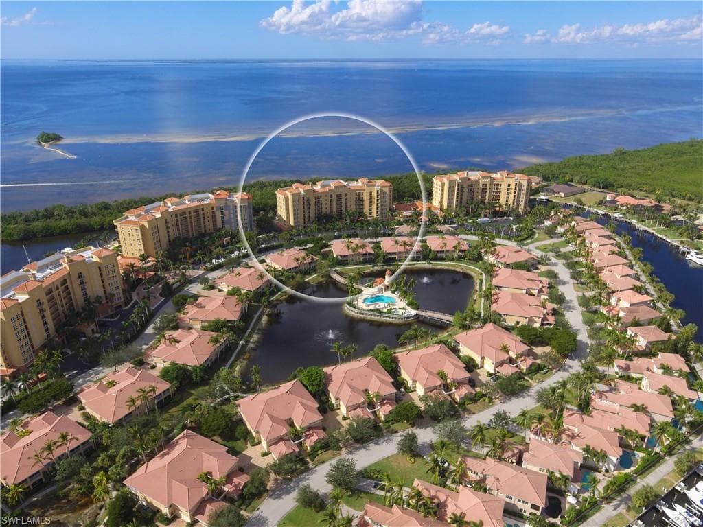 3329 Sunset Key CIR 207 PUNTA GORDA, FL 33955