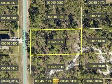 1504 Cleveland AVE LEHIGH ACRES, FL 33972