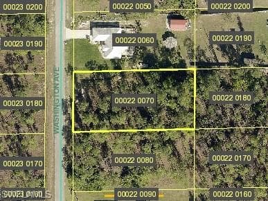 1310 Washington AVE LEHIGH ACRES, FL 33972