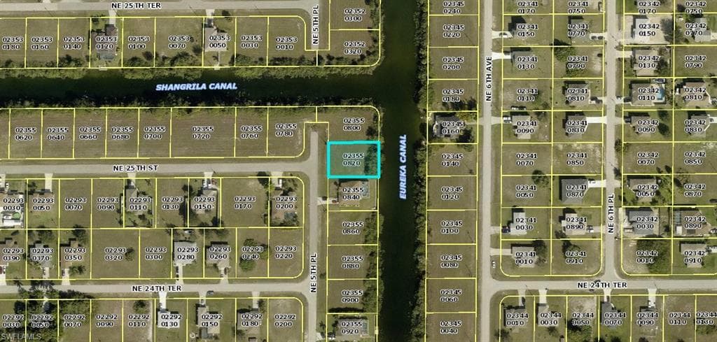 2429 NE 5th PL CAPE CORAL, FL 33909