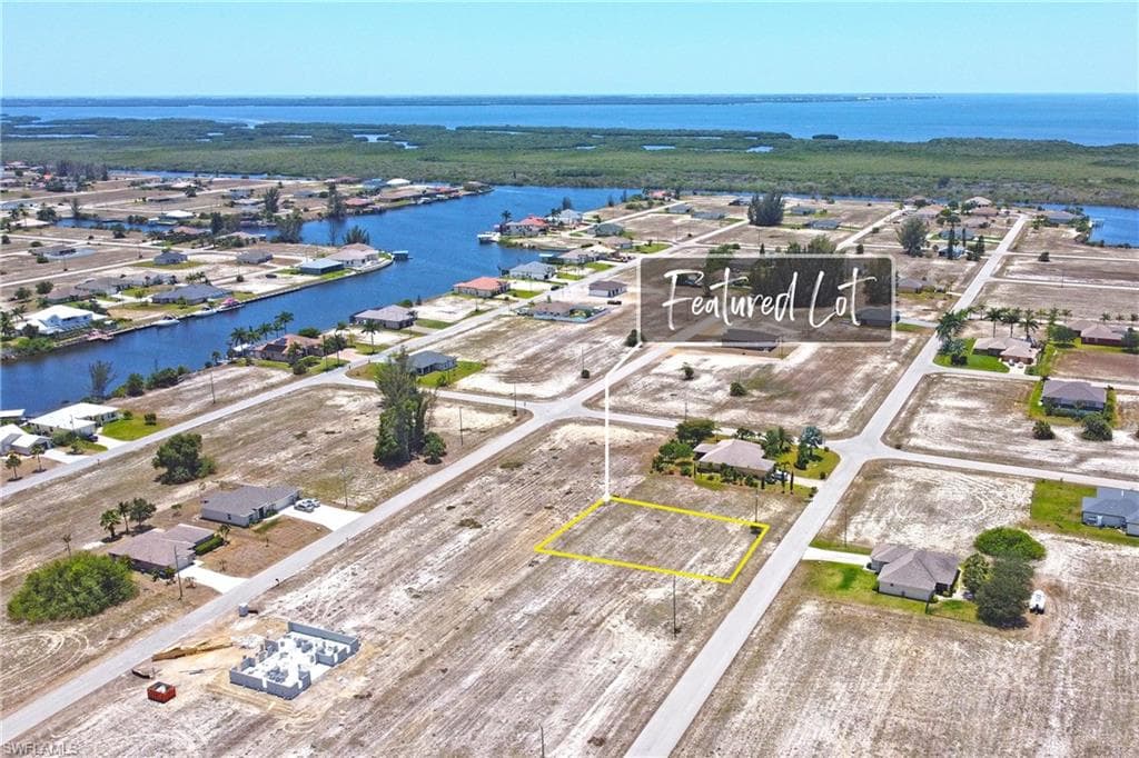 4326 NW 34th TER CAPE CORAL, FL 33993