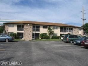 2504 SE 16th PL 101 CAPE CORAL, FL 33904