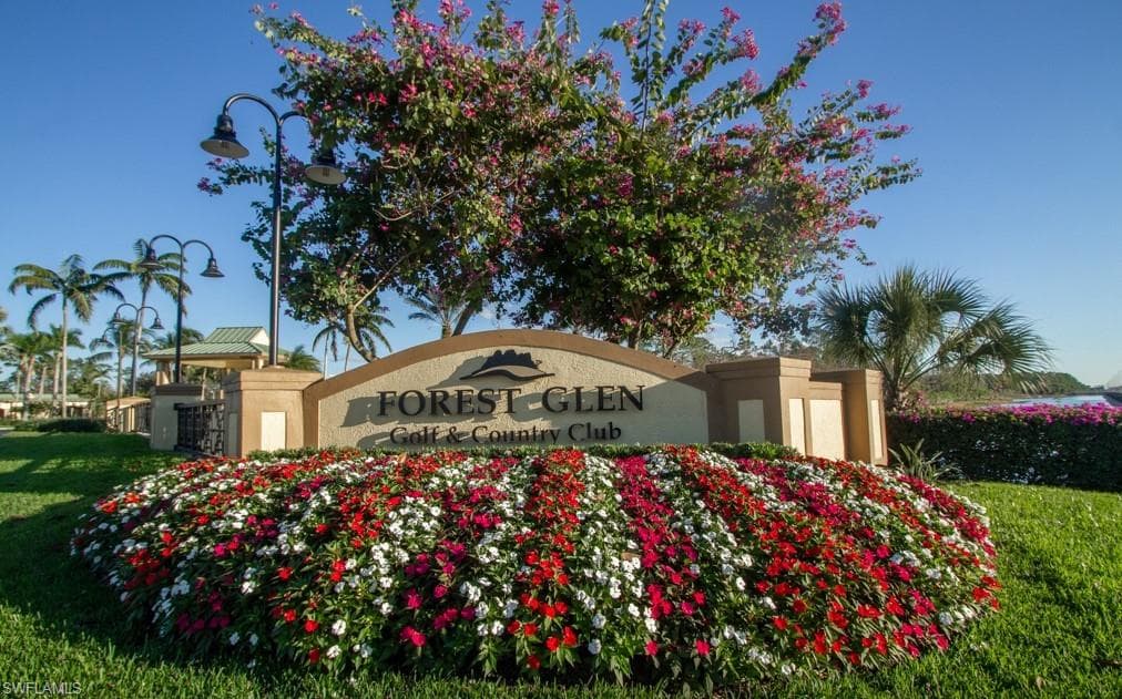 4010 Loblolly Bay DR 9-404 NAPLES, FL 34114