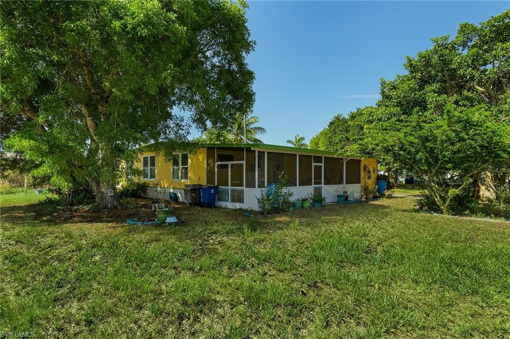 4777 Sandpiper DR ST. JAMES CITY, FL 33956