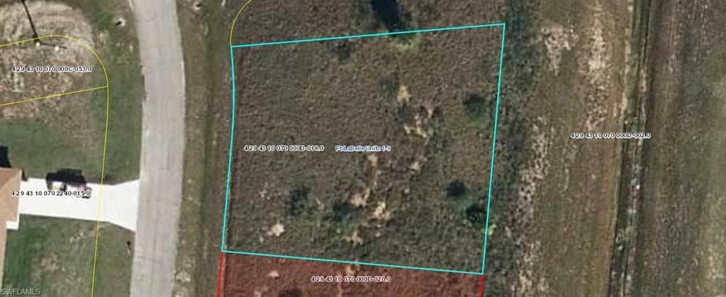 7003 Cape CT LABELLE, FL 33935