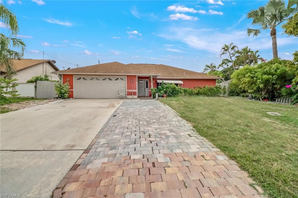 27540 PLAYA DEL REY BONITA SPRINGS, FL 34135