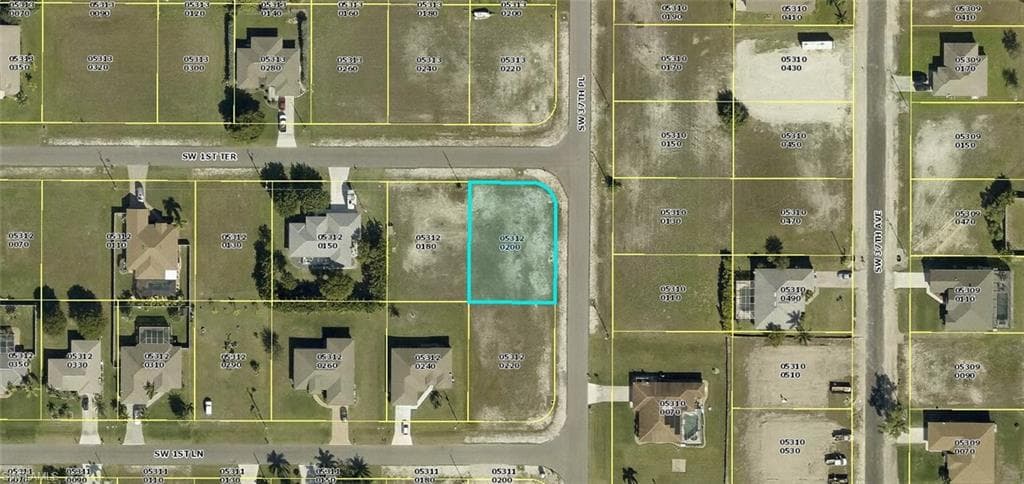 3718 SW 1st TER CAPE CORAL, FL 33991