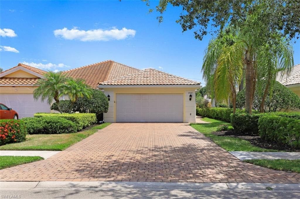 3727 Exuma WAY NAPLES, FL 34119