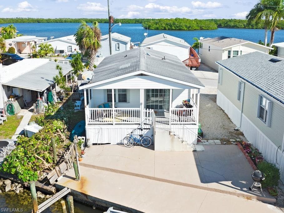 32 Emily LN FORT MYERS BEACH, FL 33931