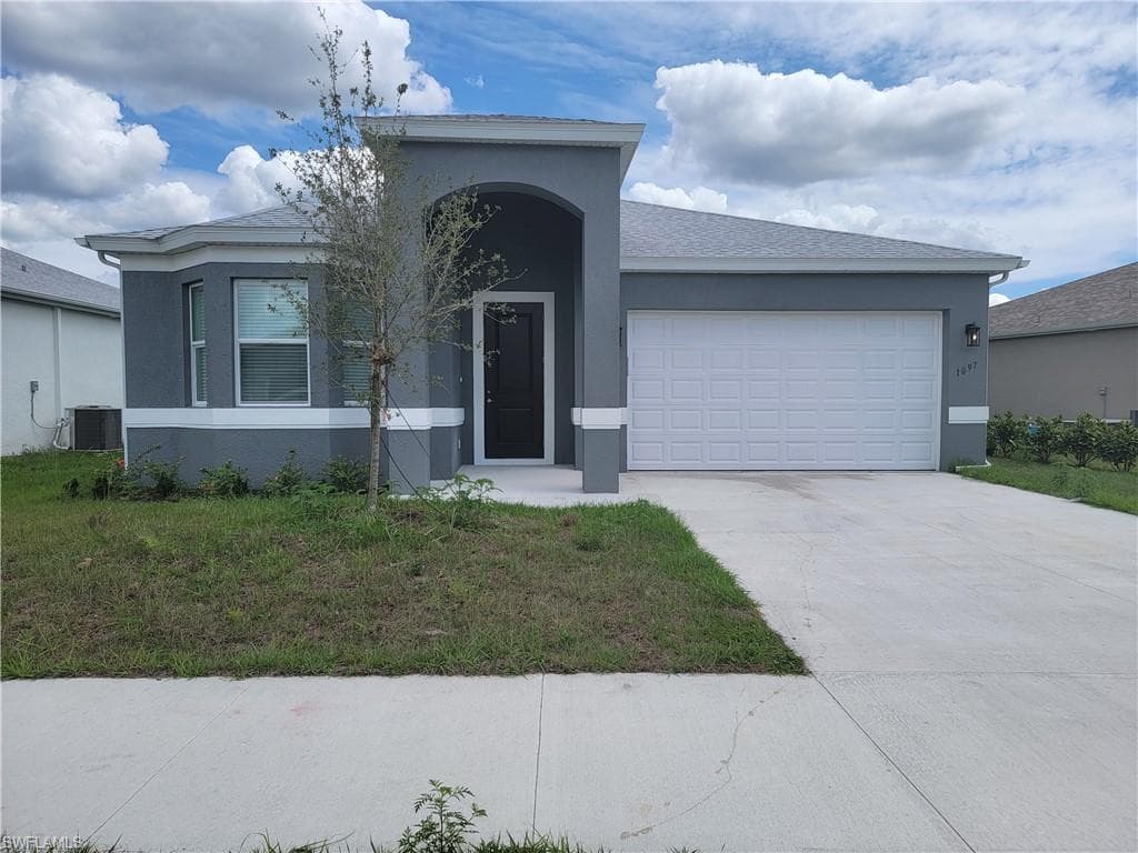 1097 Hamilton ST IMMOKALEE, FL 34142
