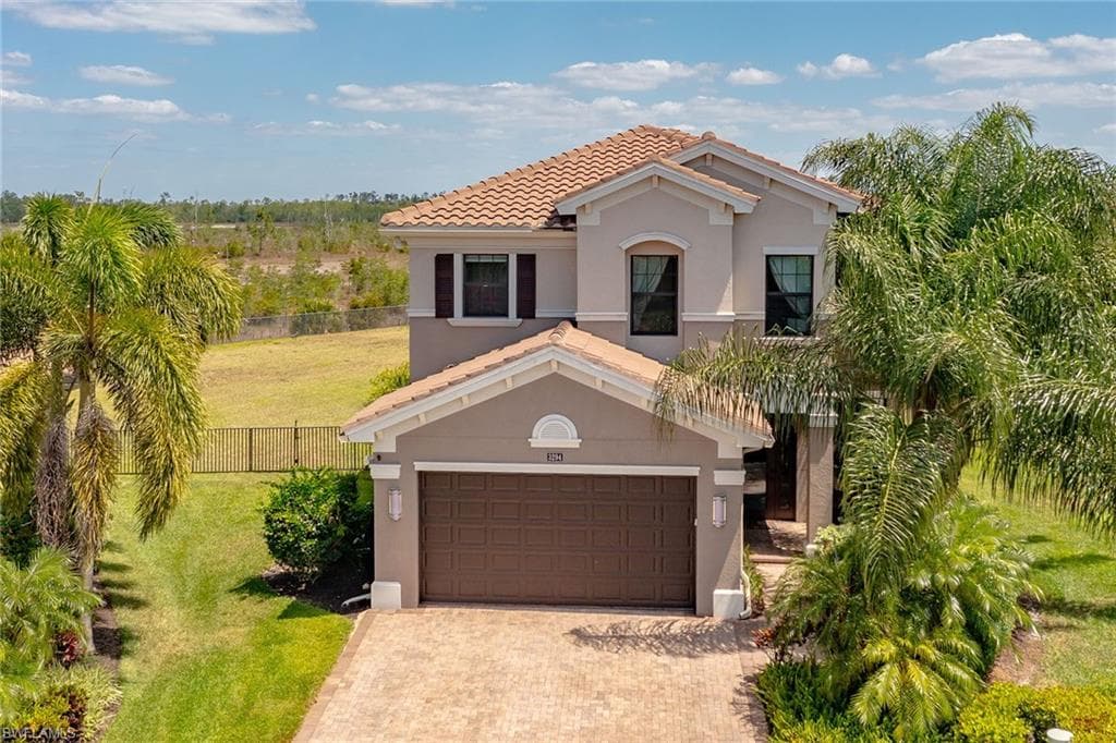 3294 Tahoe CT NAPLES, FL 34119