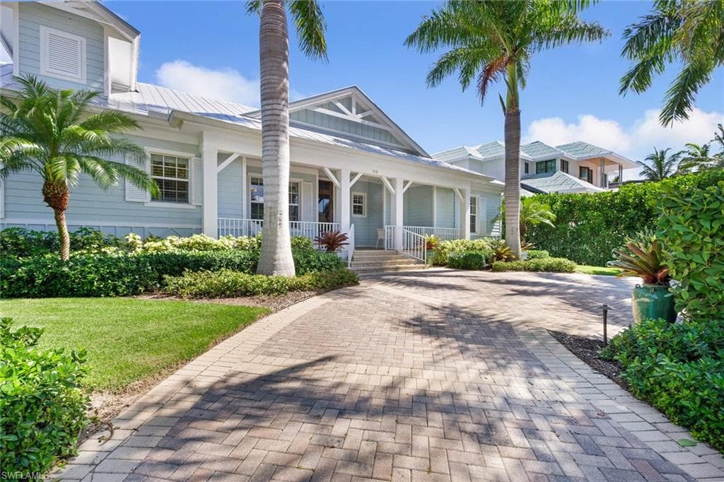150 Central AVE NAPLES, FL 34102