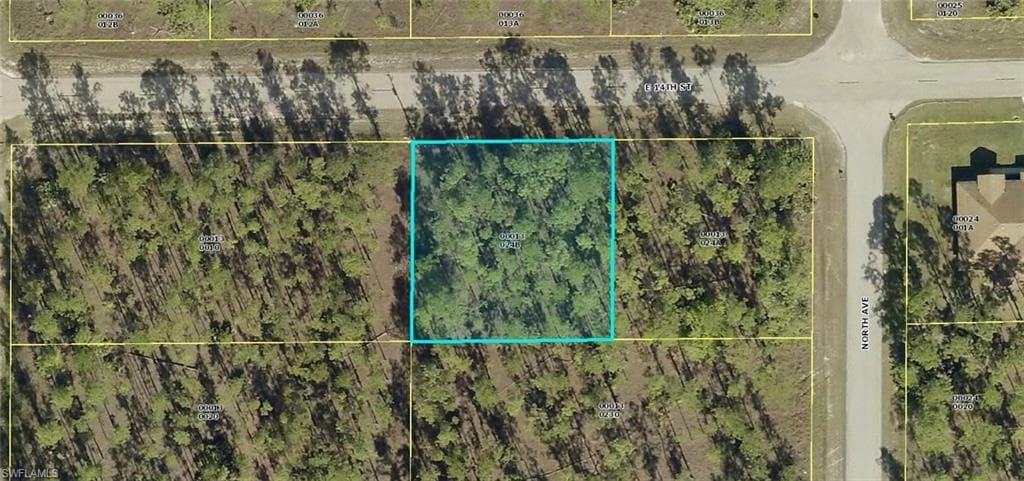 1104 E 14th ST LEHIGH ACRES, FL 33972