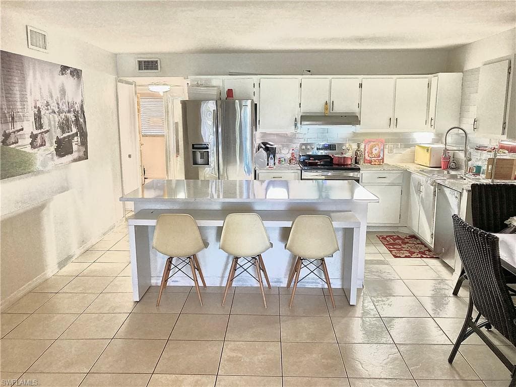 4300 Gulfstream DR 1C NAPLES, FL 34112