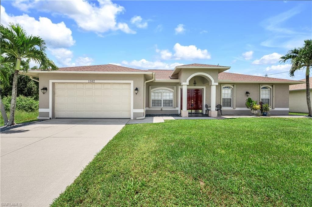 1382 S Alhambra CIR NAPLES, FL 34103