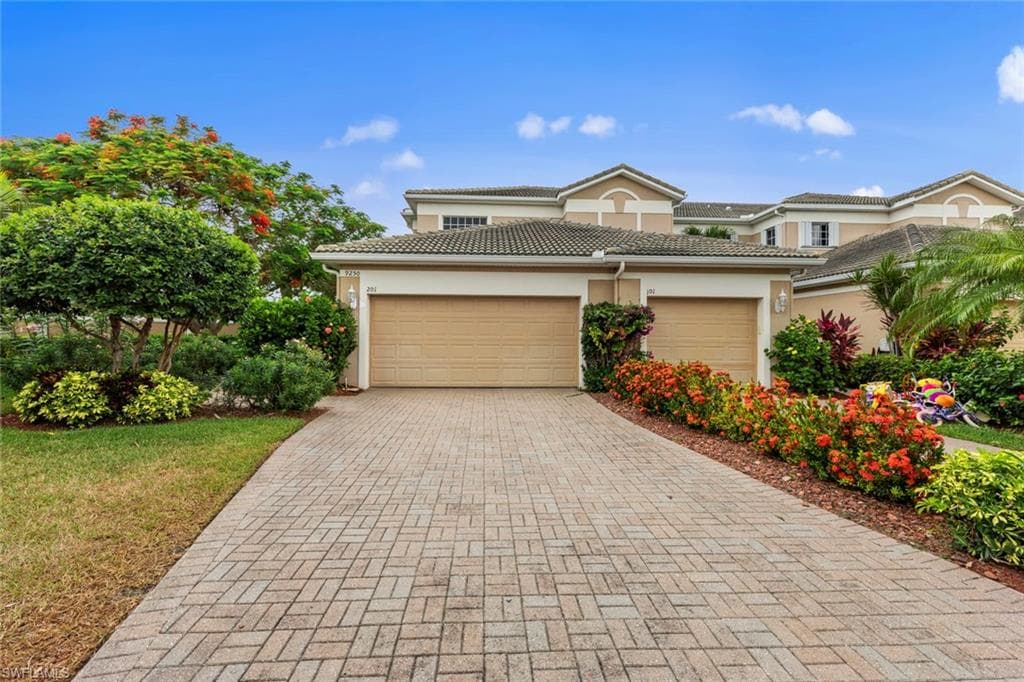 9250 BELLEZA WAY 201 FORT MYERS, FL 33908