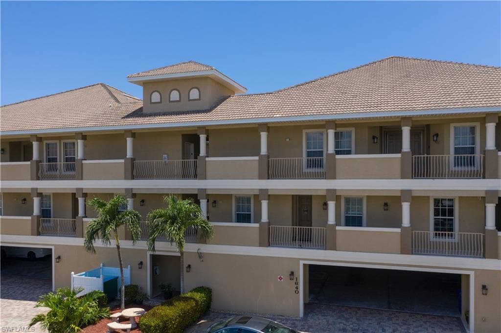 1640 Beach PKY 203 CAPE CORAL, FL 33904